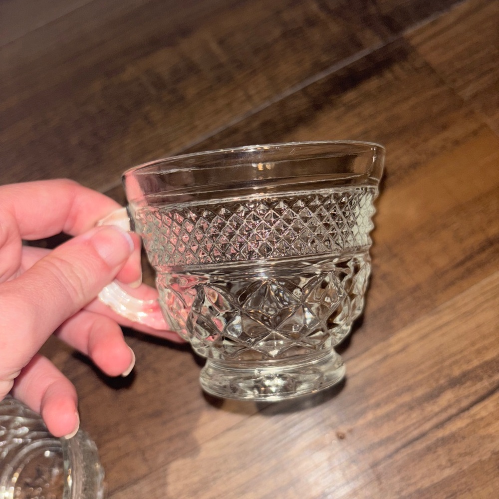 Diamond Pattern Punch or Coffee Teacups 3”x3.5” Diameter - Picture 4 of 5